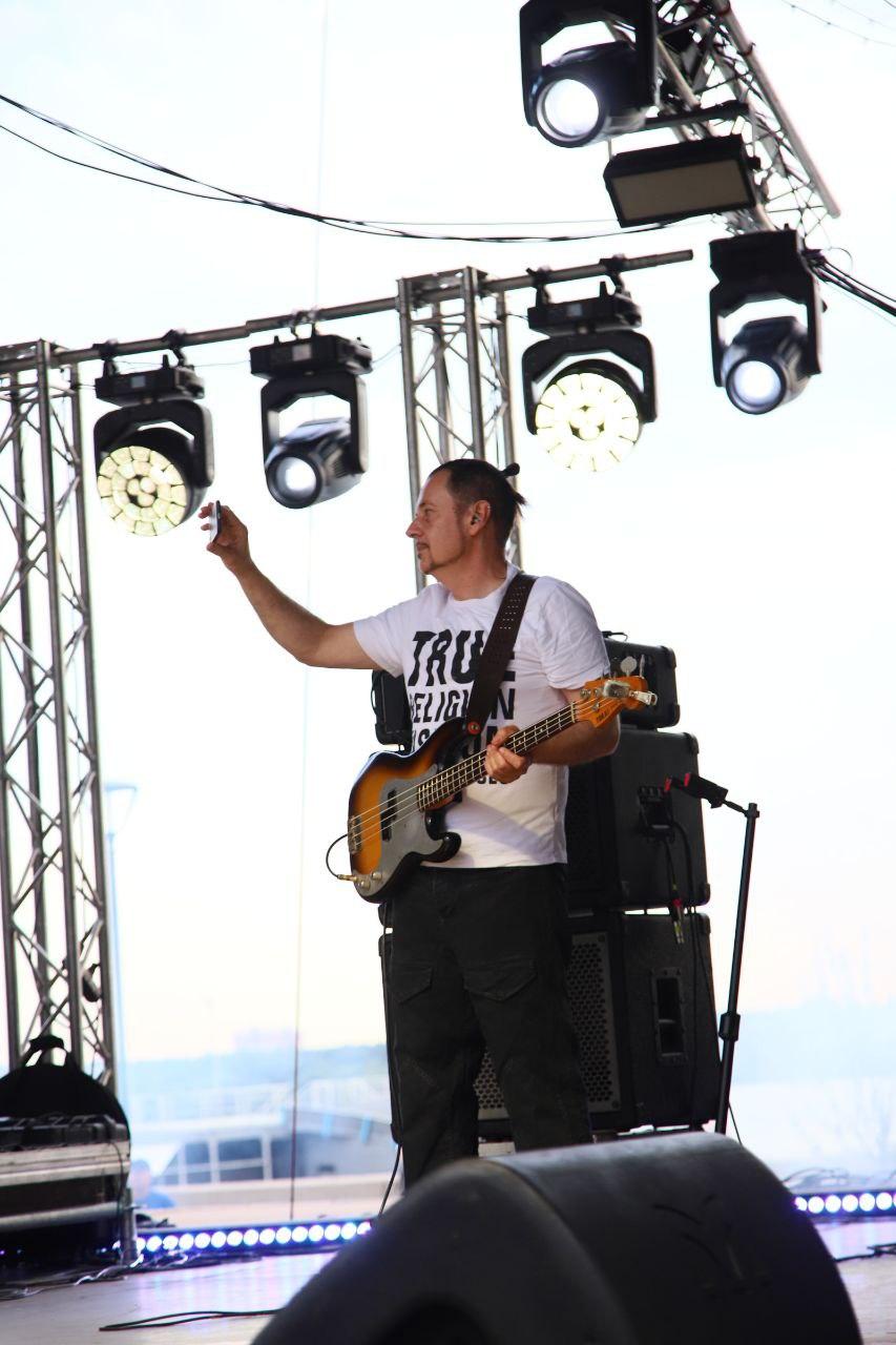 Фото Фанаты кричали «Останусь пеплом»: в Новосибирске выступление рок-группы «Город 312» вызвало фурор. ФОТОРЕПОРТАЖ 20